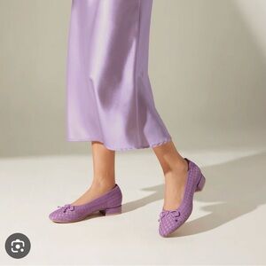 VIVAIA Bianca Round Toe Bow Tie Detail Low Heel 38.5 Like New lavender spring